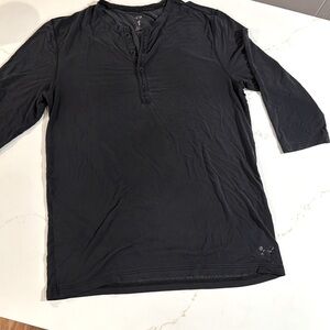 Under Armour TB12 Athlesiure and Recovery softball length sleeves, medium size.